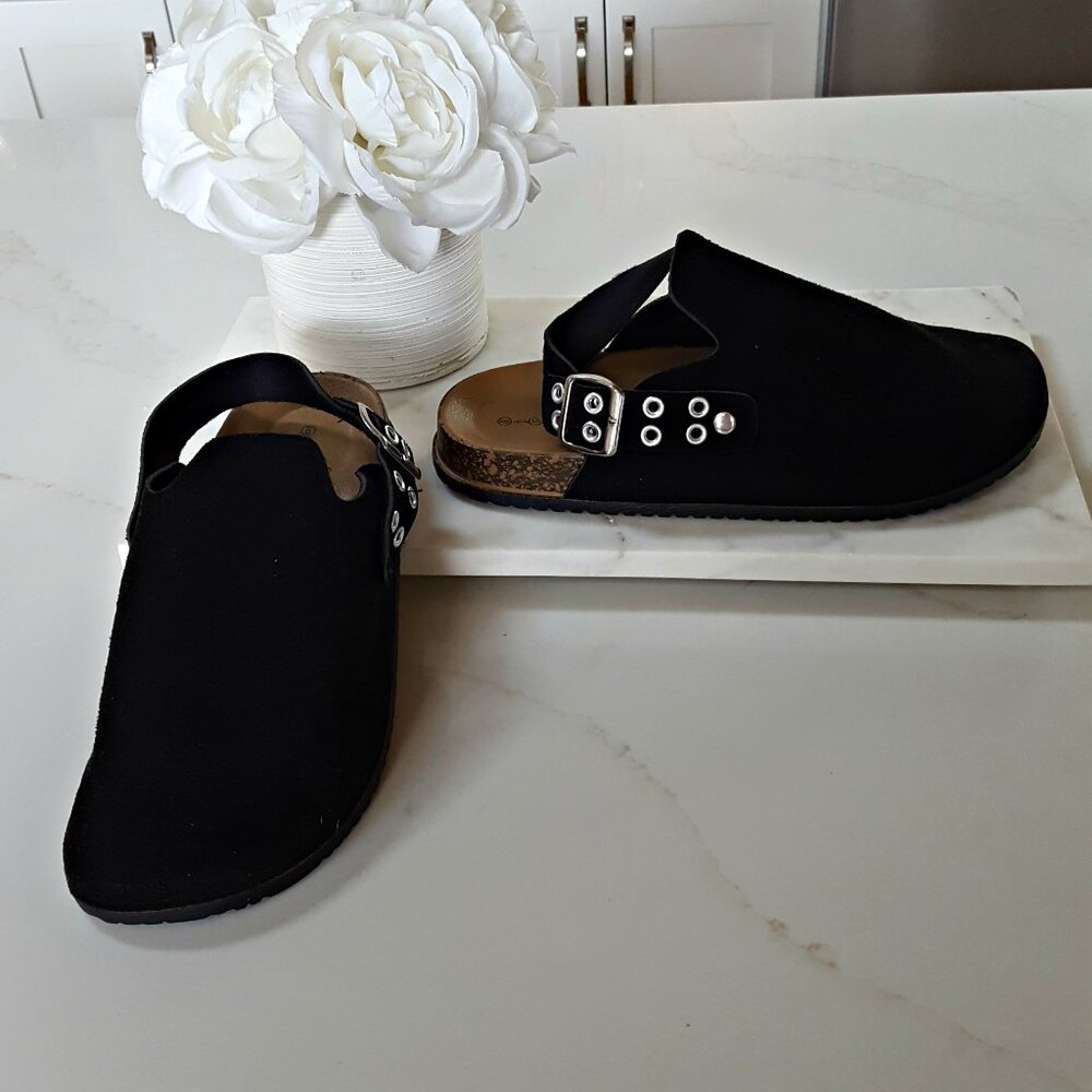 SOUL MATES Buckle STRAP MULE SZ 9